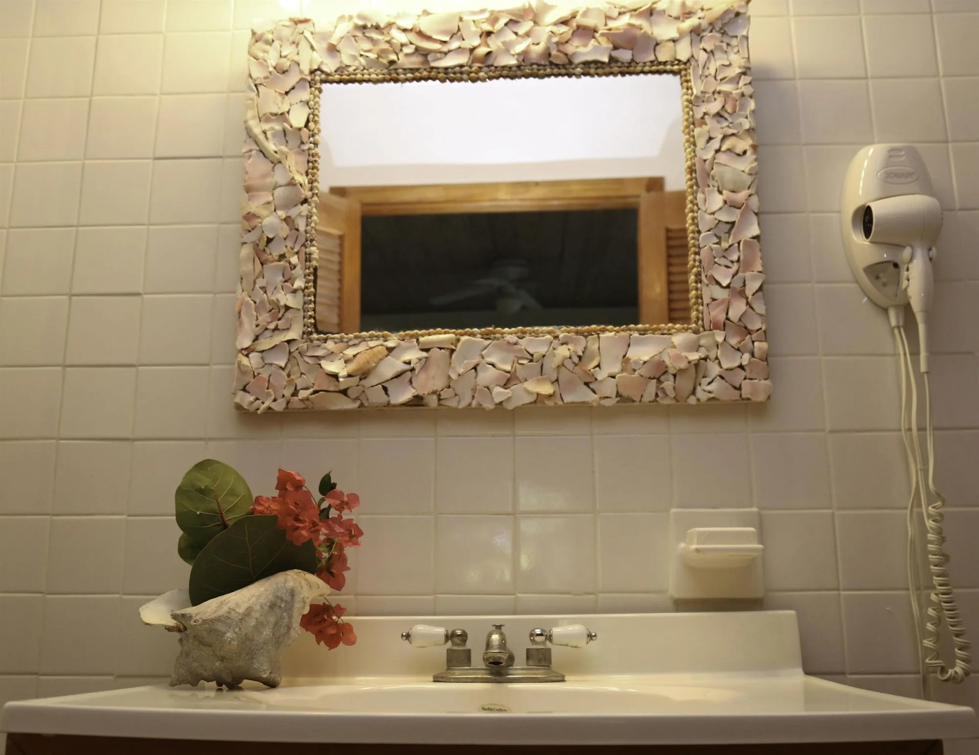 Tingum Village Hotel