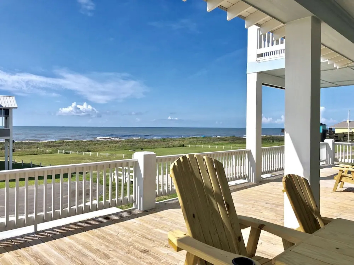 EZ Come EZ Geaux Home 4 Bedrooms 3.5 Bathrooms Home