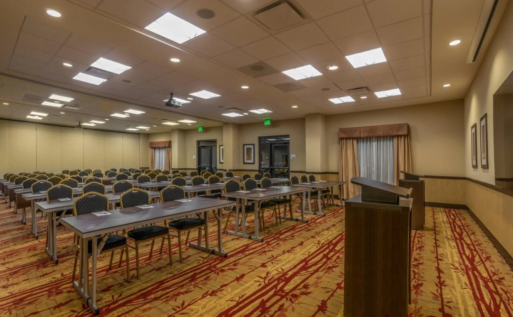 Holiday Inn Express & Suites Denver South - Castle Rock by IHG