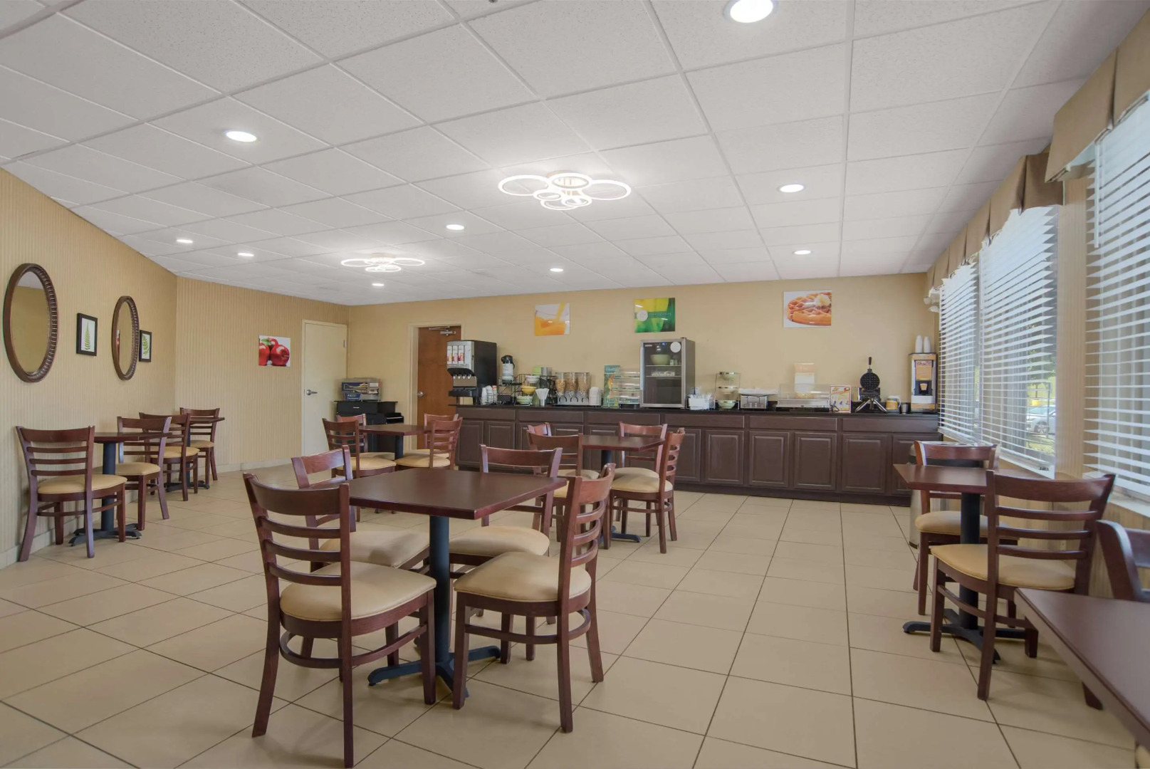 Quality Inn & Suites Chambersburg Northeast