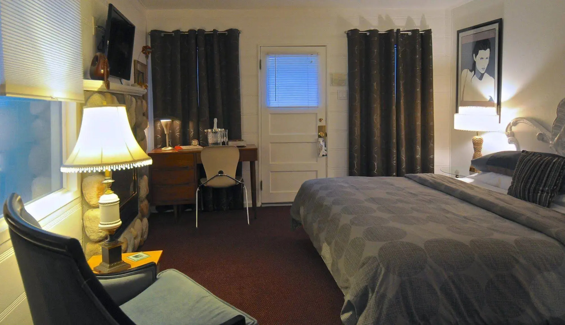 The Motor Lodge
