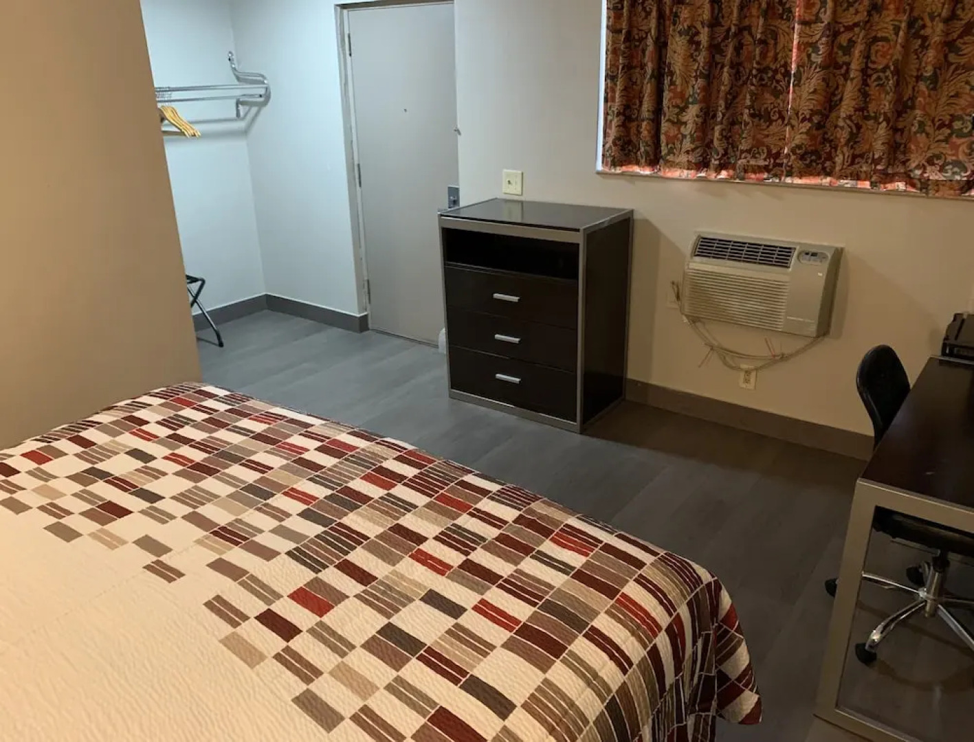 Days Inn Long Island/Copiague