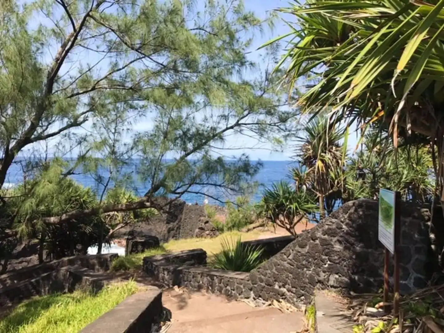 House With 4 Bedrooms in Saint-joseph, With Pool Access, Enclosed Gard