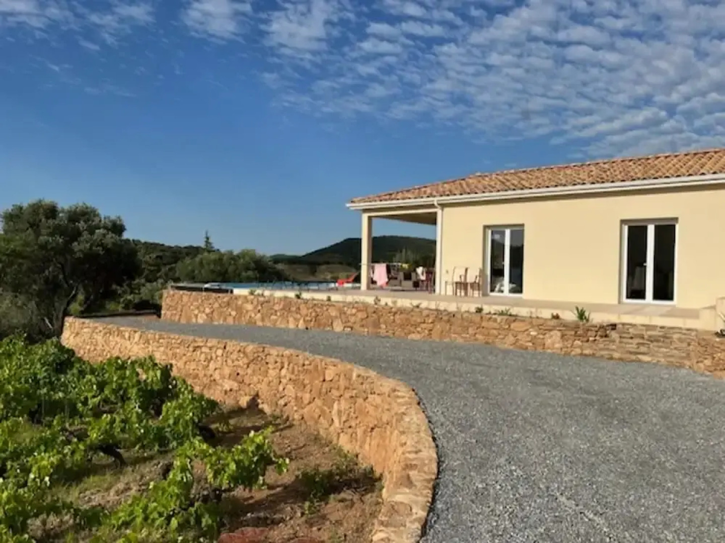 Villa L'esquirrol Vineyard Escape