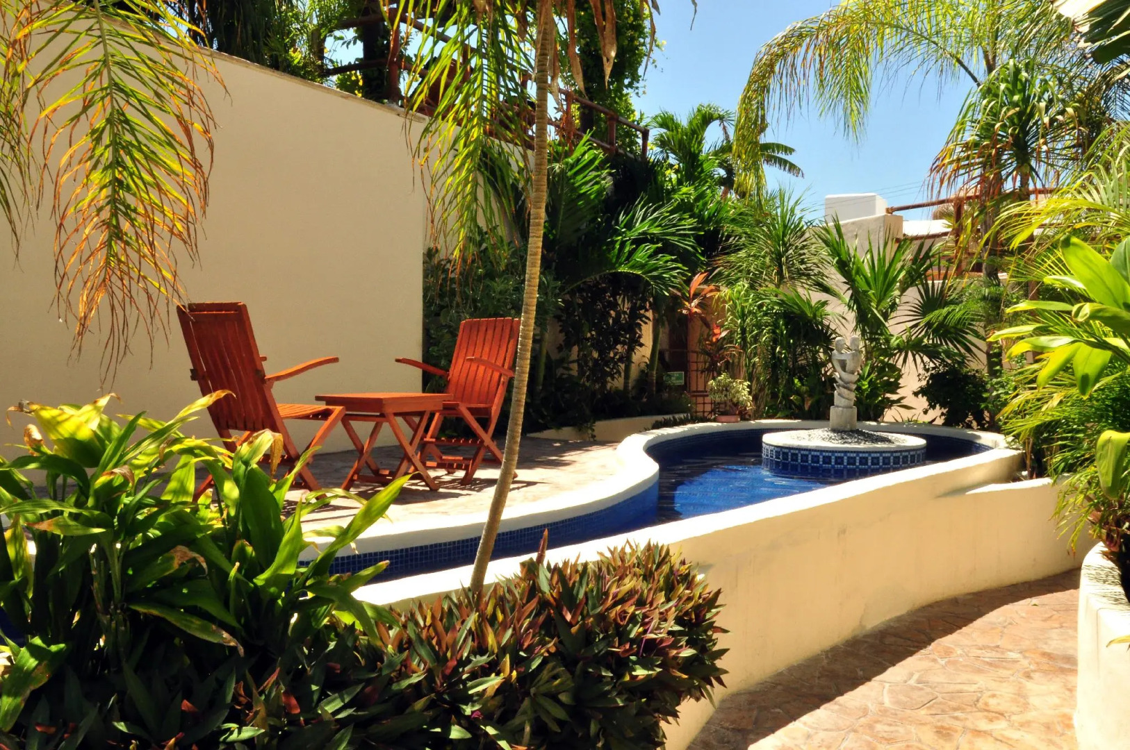 Porto Playa Condo Hotel & Beachclub