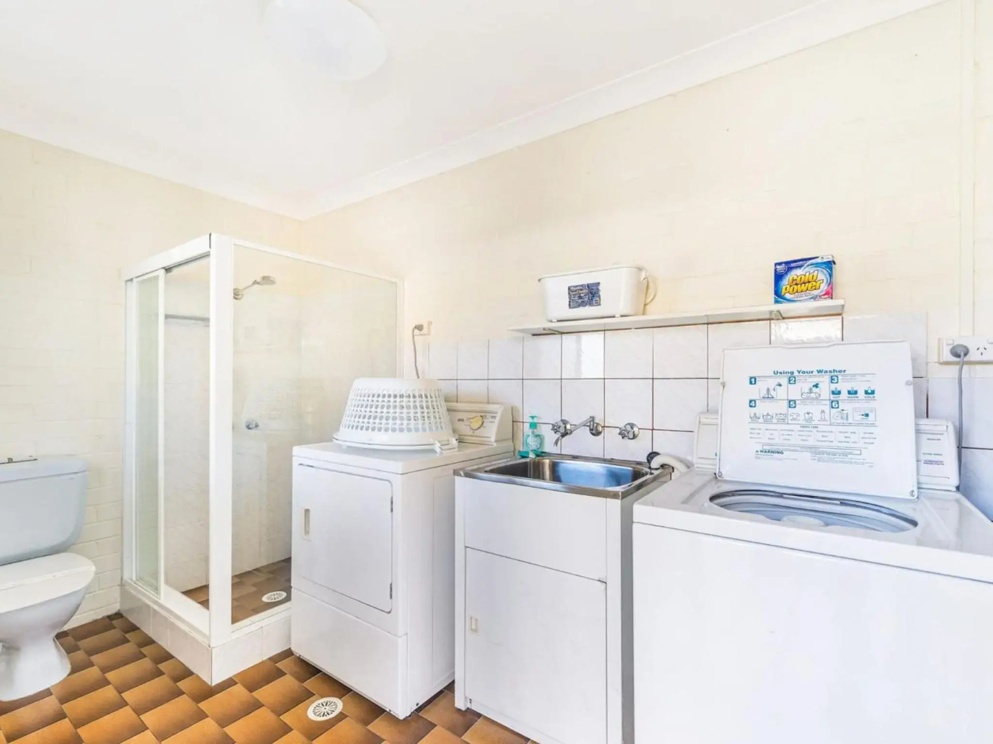 Sandals at the Bay Downstairs 4pm Check Out Sundays