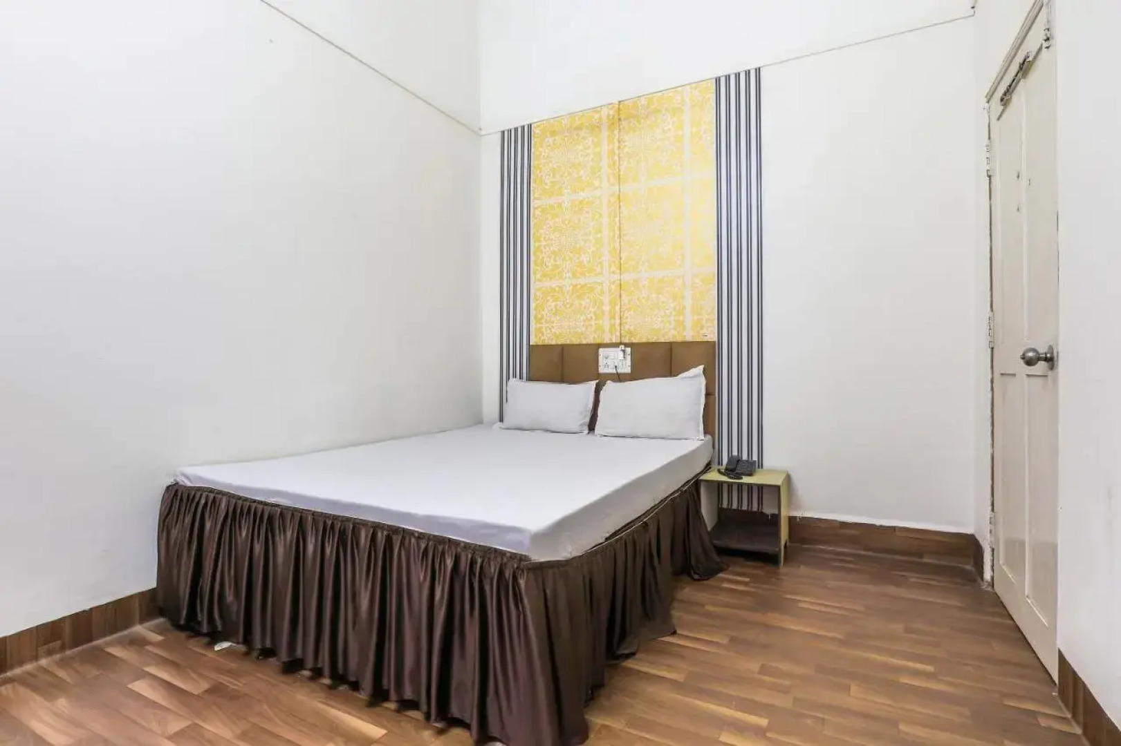 Hotel Priti International