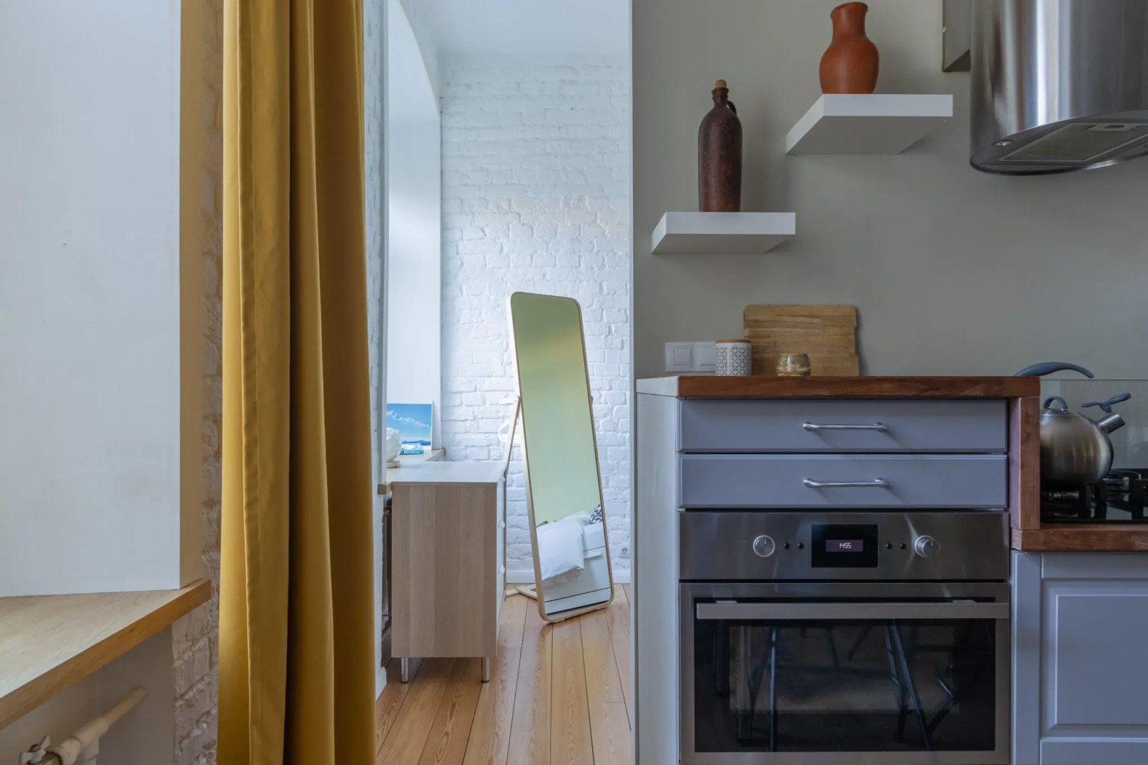 Рядом с Эрмитажем