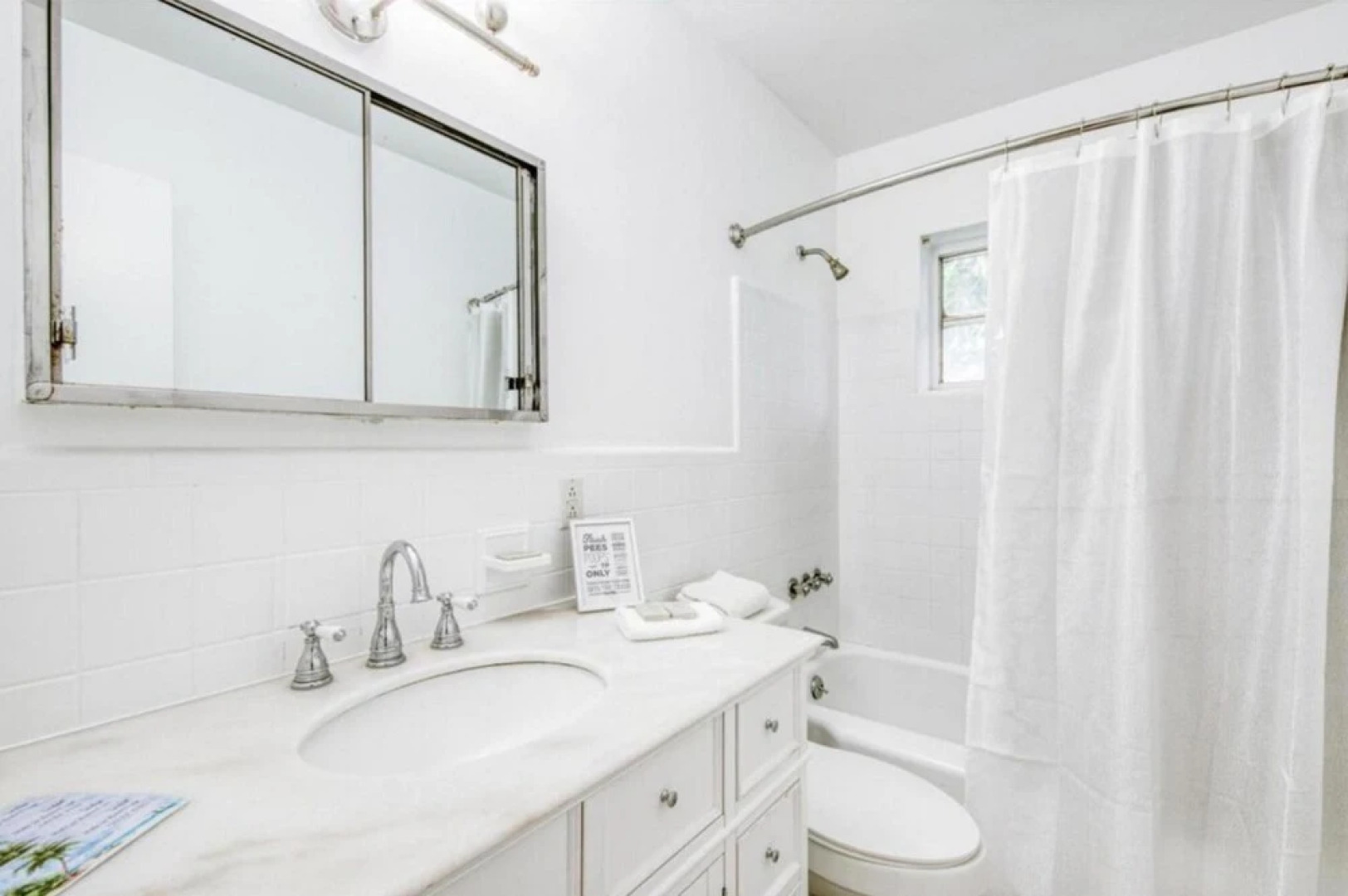 Aquapeace by The Gold Nests