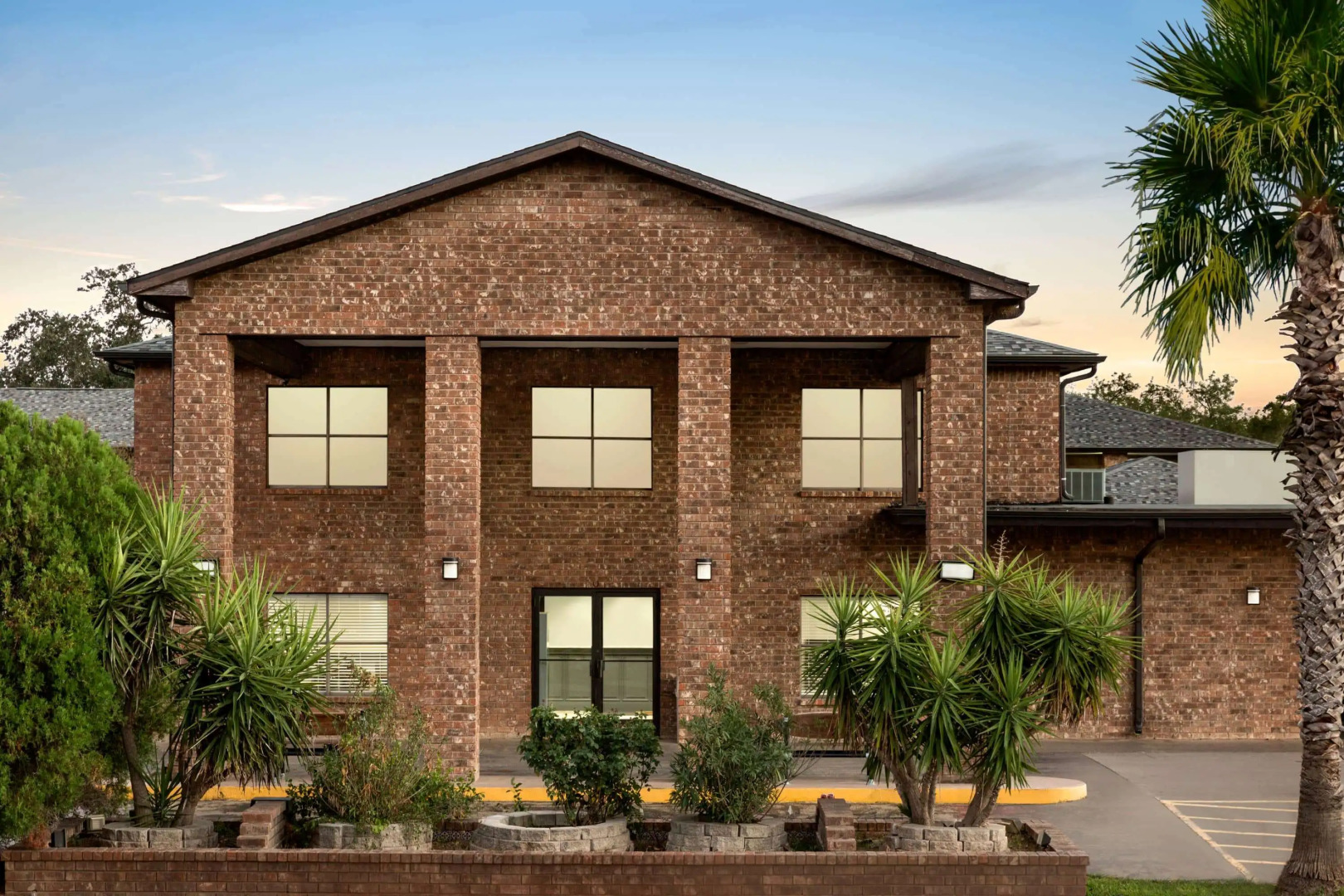 Super 8 by Wyndham Universal City