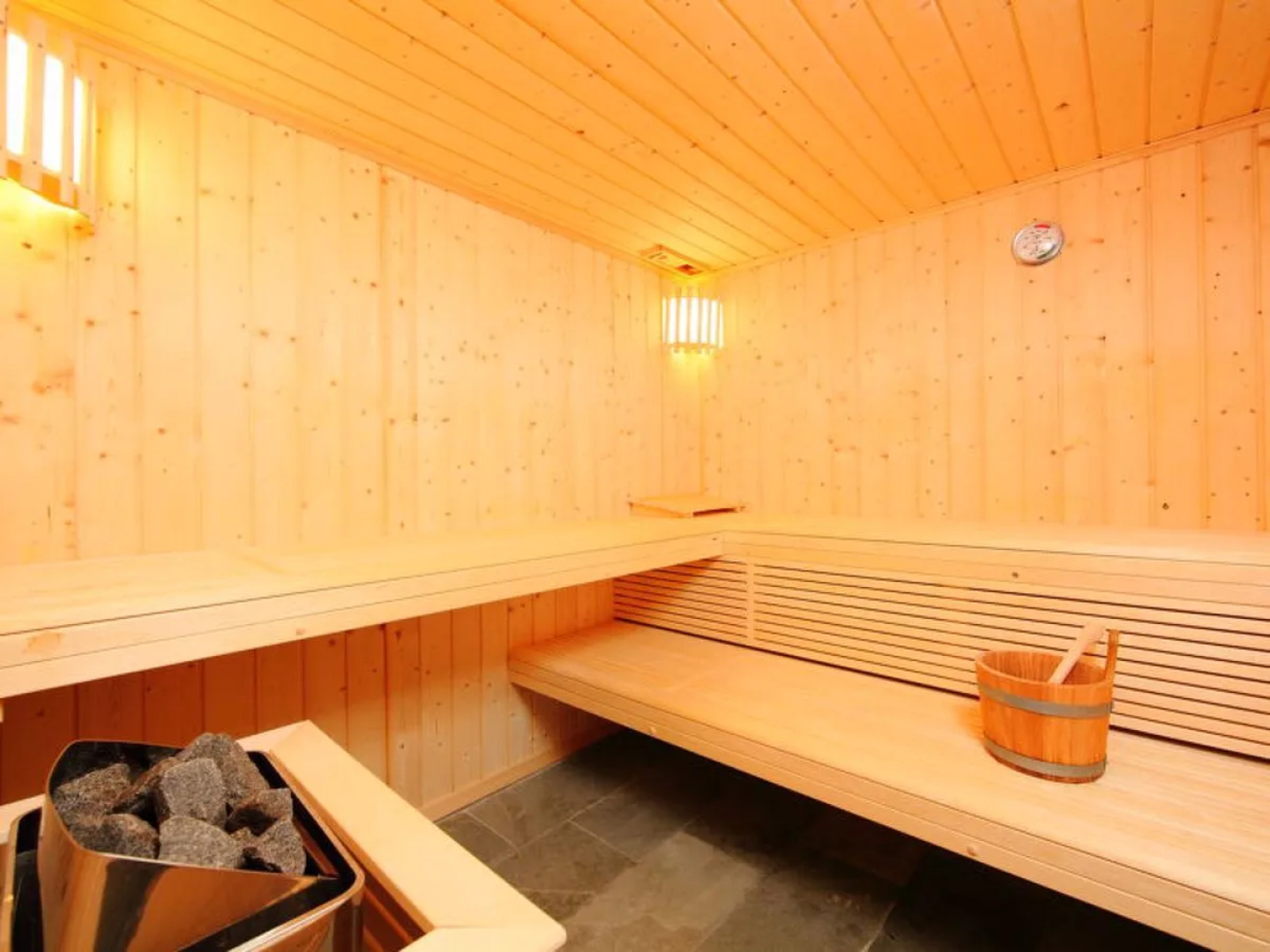 Chalet Chalet Jadi
