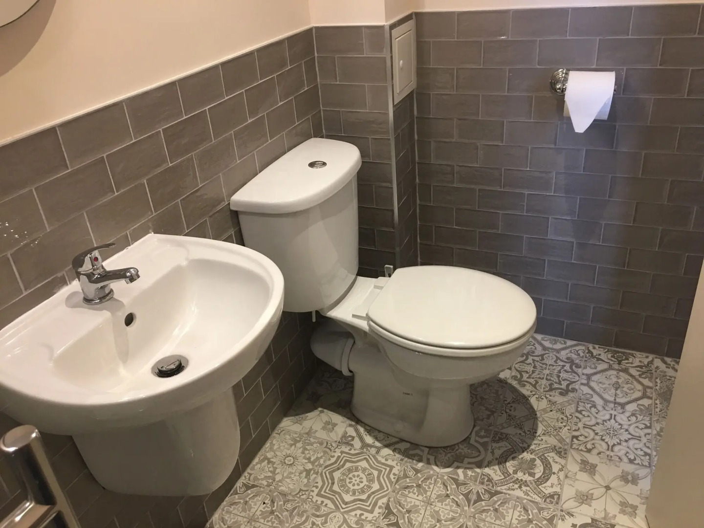 The Tower Arms Hotel