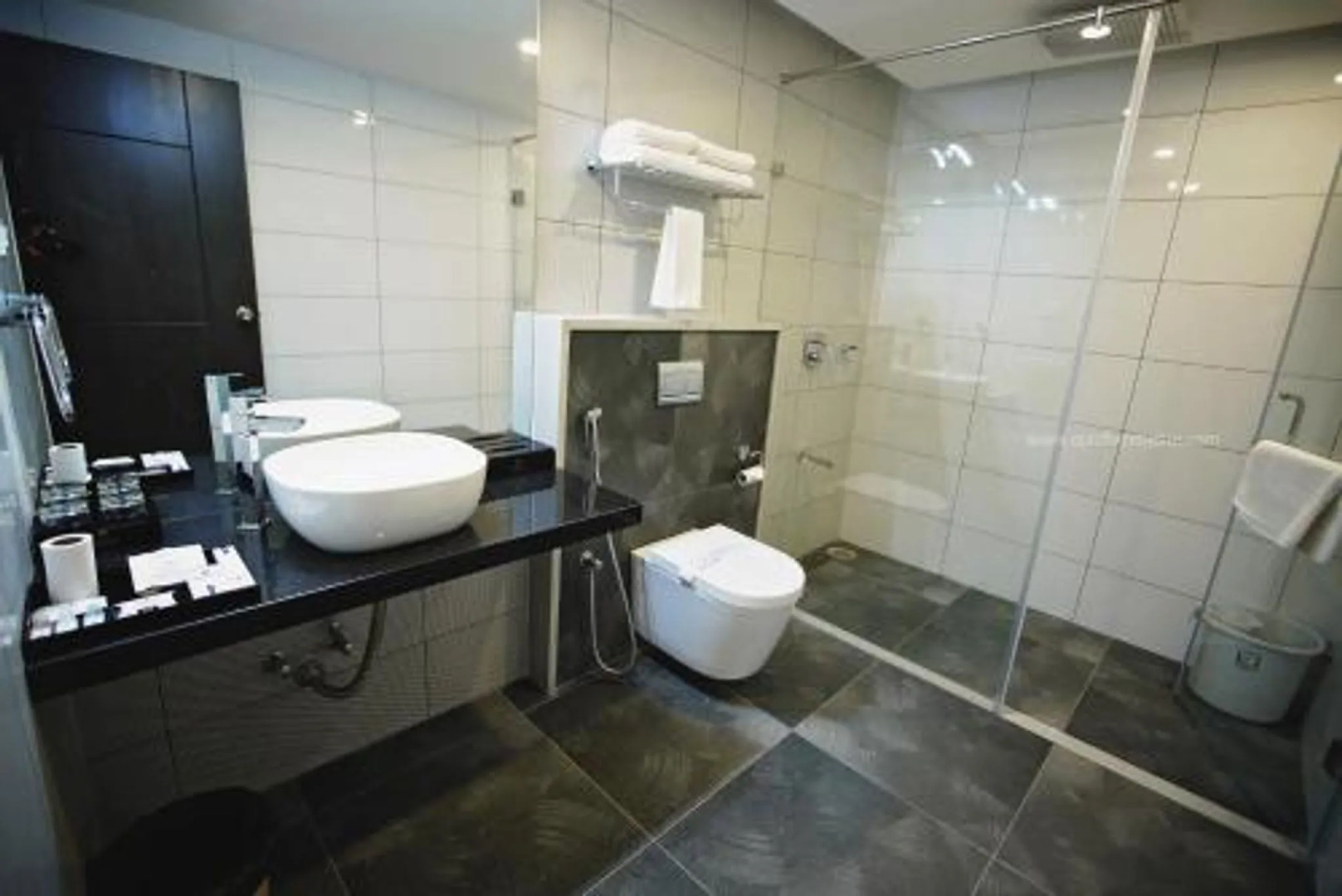 Visakka's The Amethyst Hotel