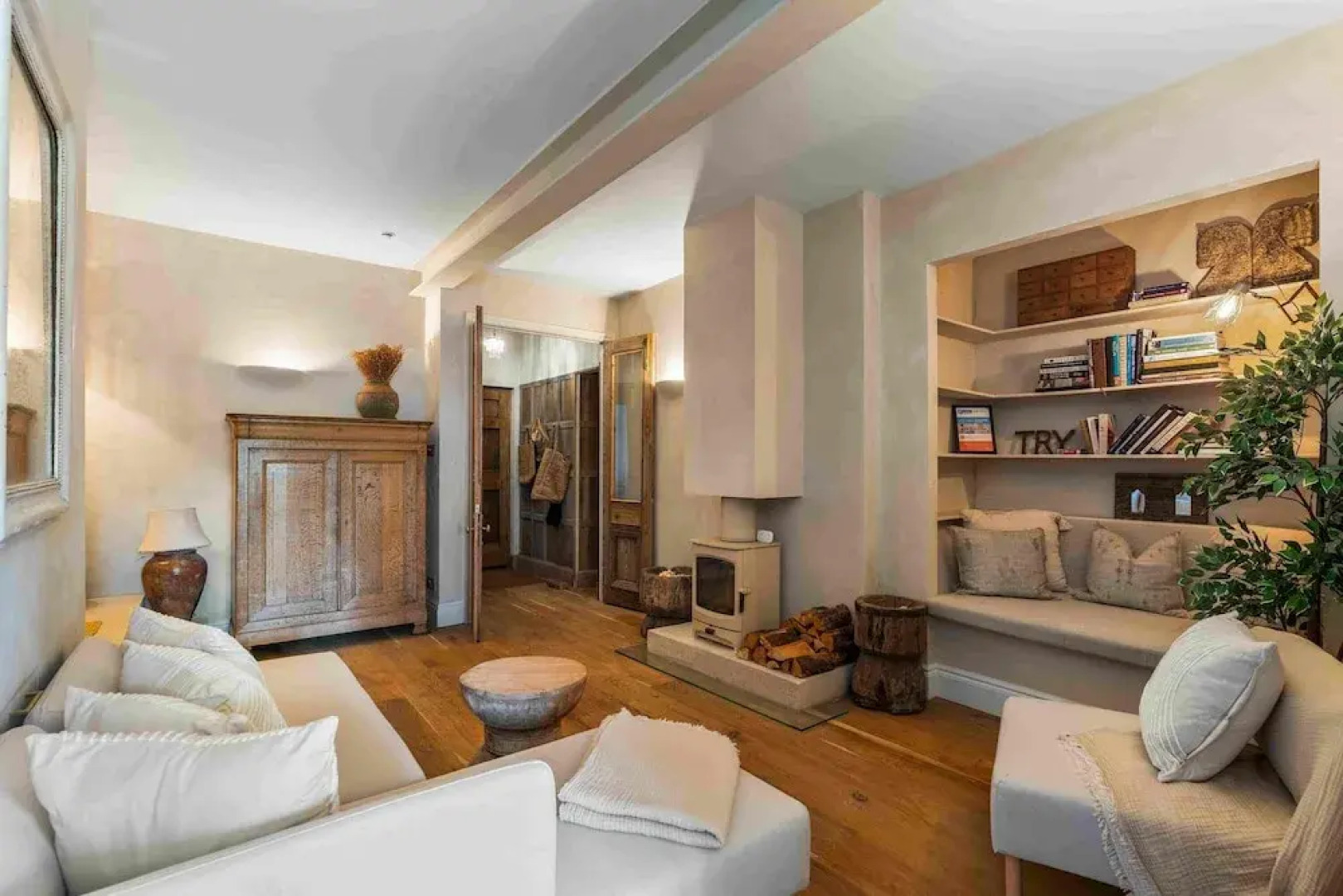 Sanctuary House With Parking By My Getaways