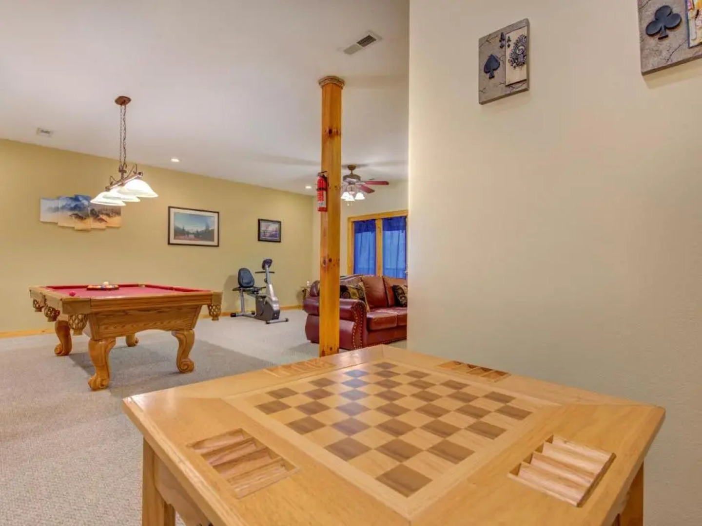 Mountain Magic, 3 Bedroom, Pool, Hot Tub, Game Room, Fireplace, Sleeps 9