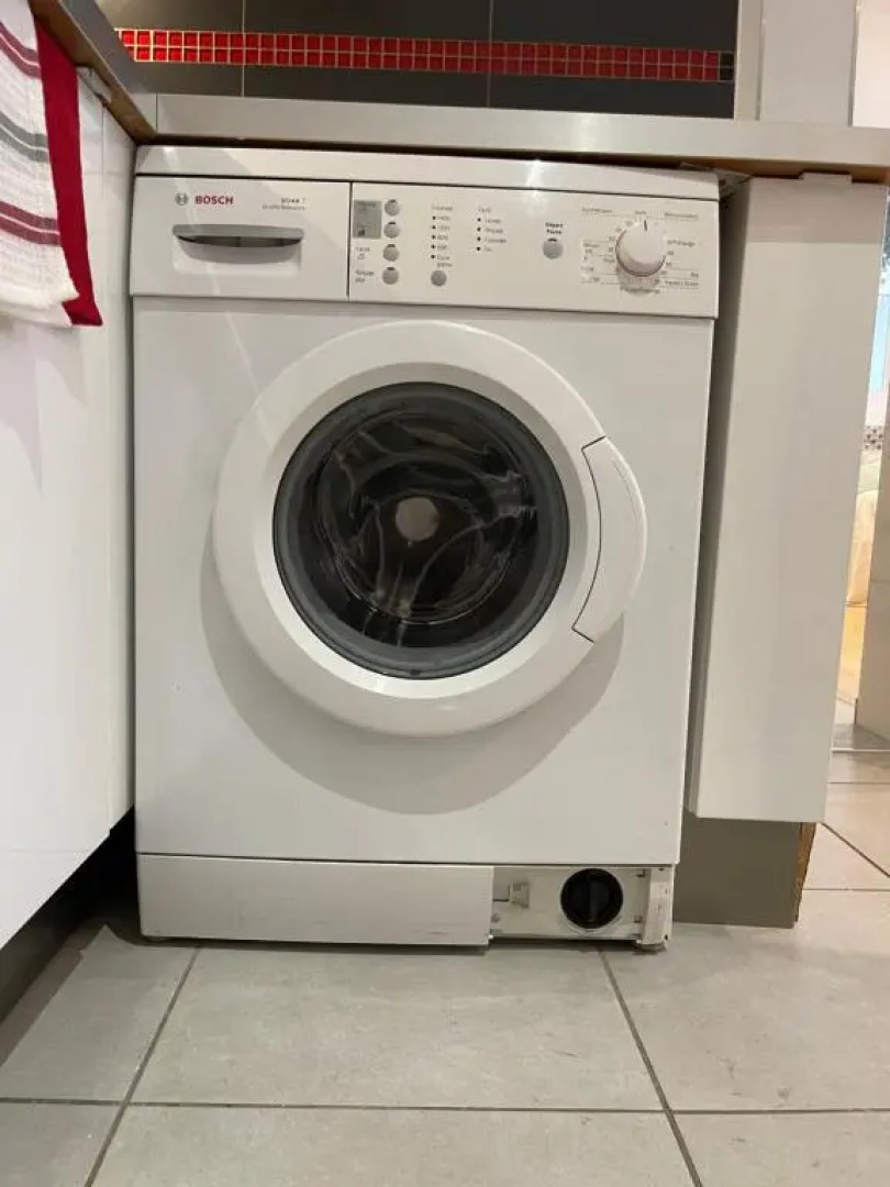 Très beau Studio Lumineux refait a Neuf !