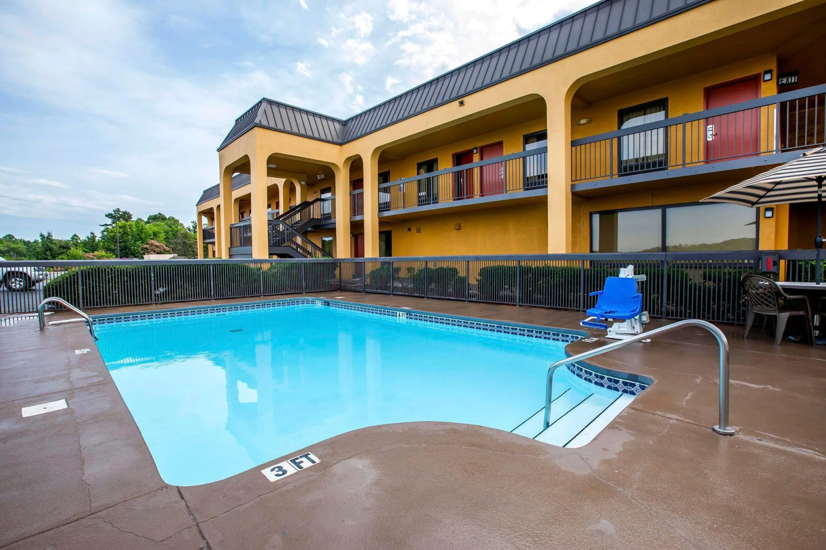 Quality Inn Airport - Southeast