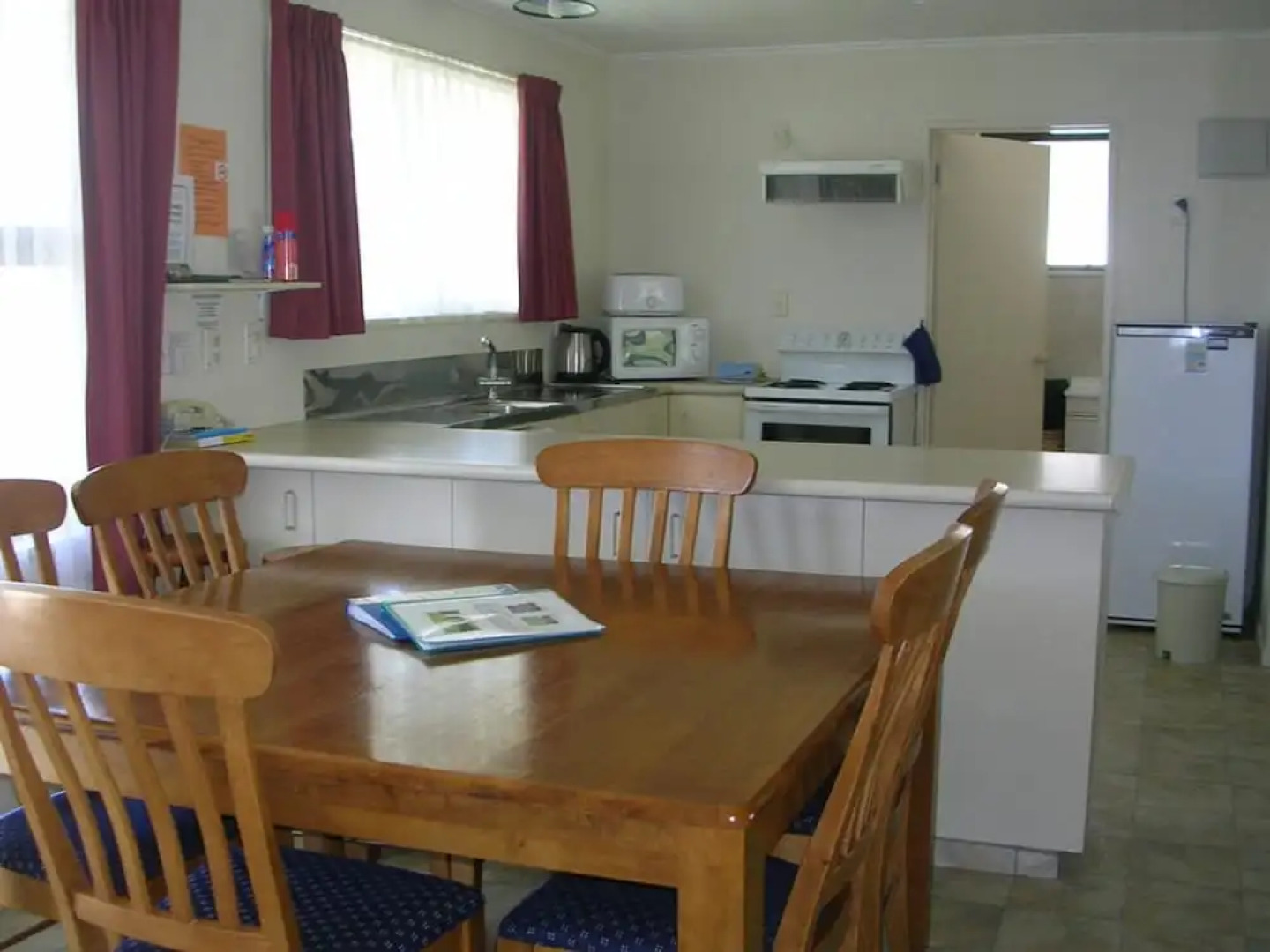 Alexandra Garden Court Motel