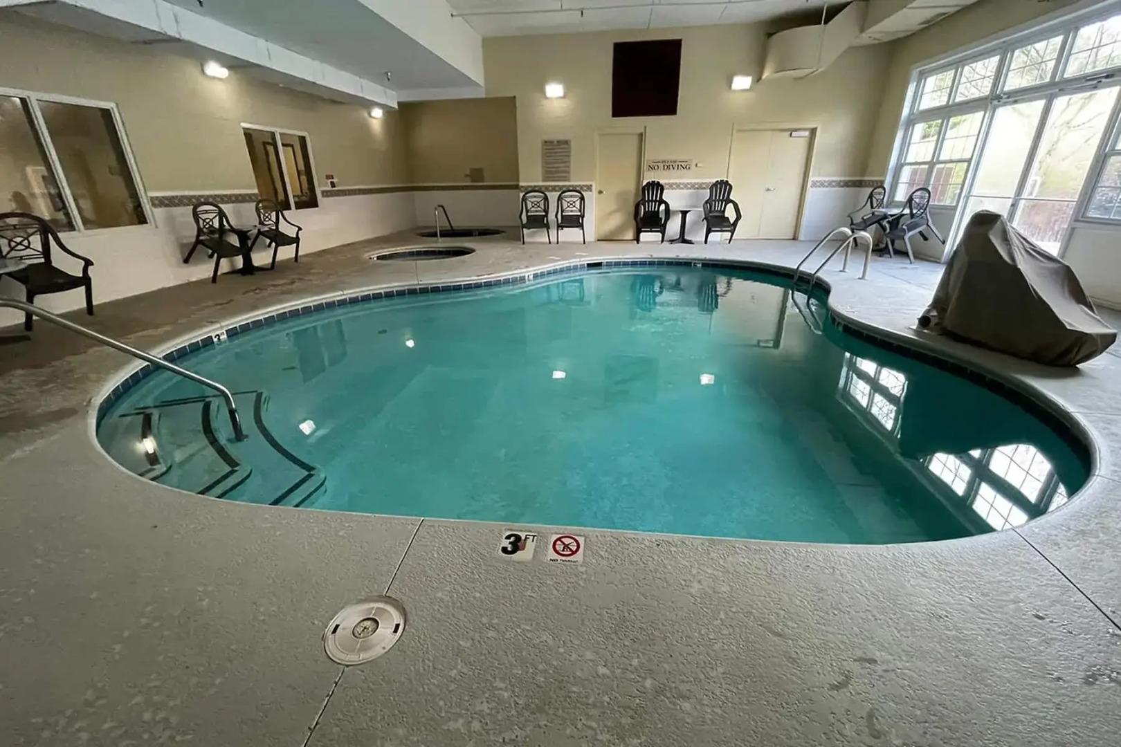 Travelodge by Wyndham Knoxville West