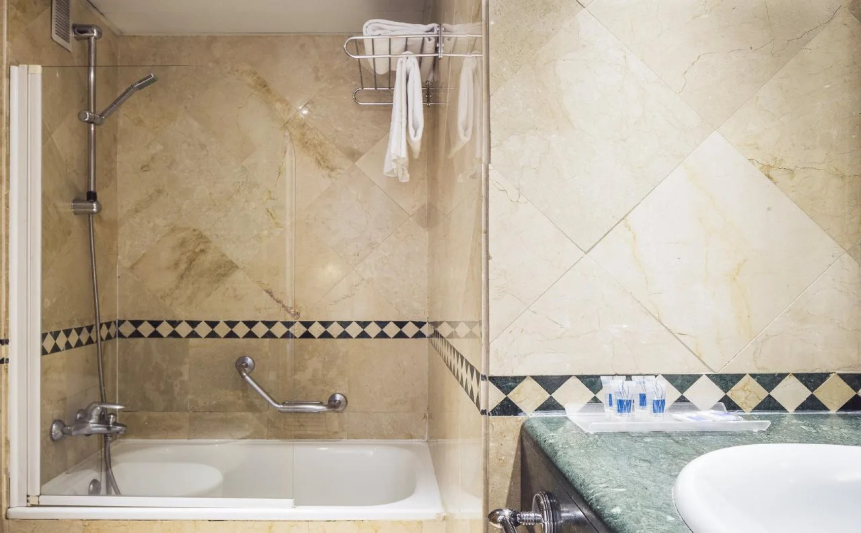 Apartamentos Leganitos