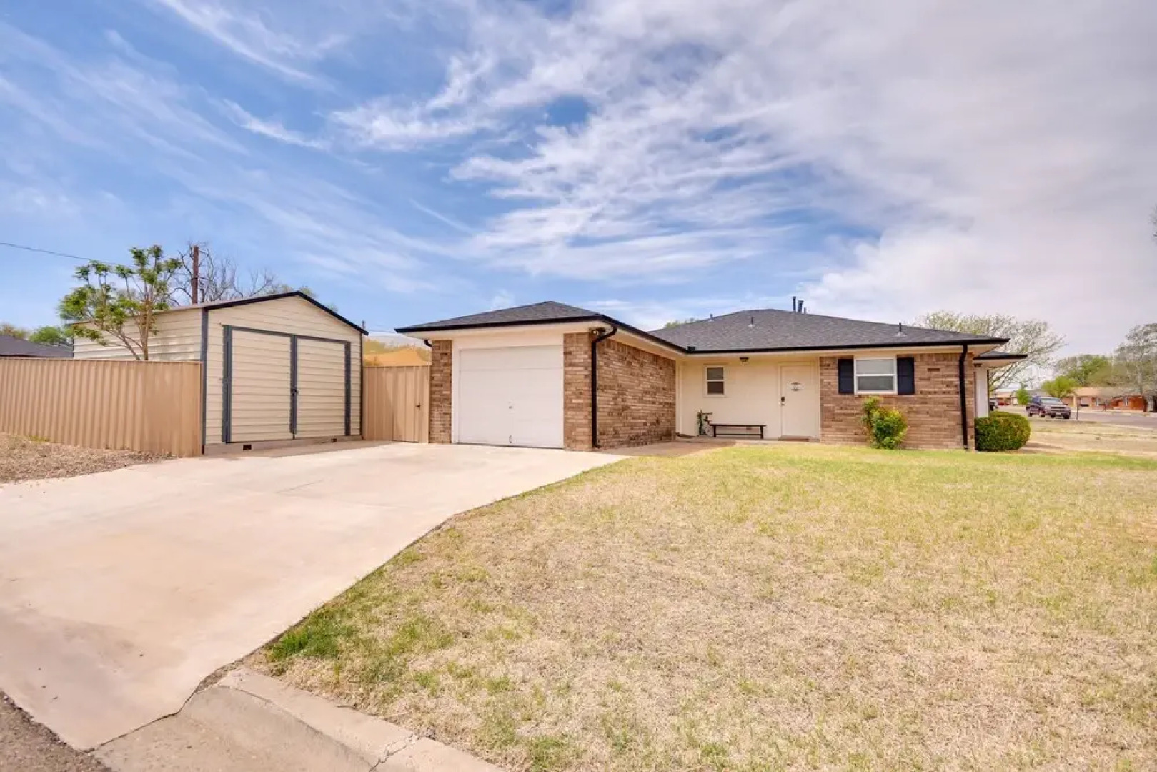 Pet-friendly Vacation Rental w/ Yard in Canyon