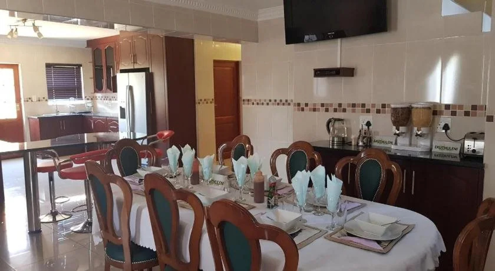 Ekuthuleni Guest house vosloorus