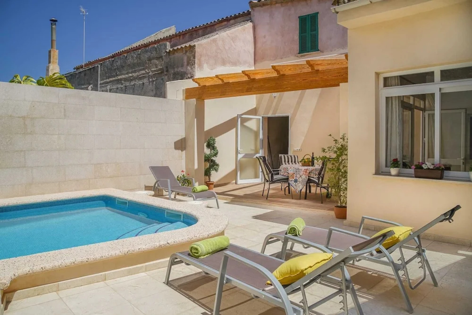 Casa de Vacaciones Ribot