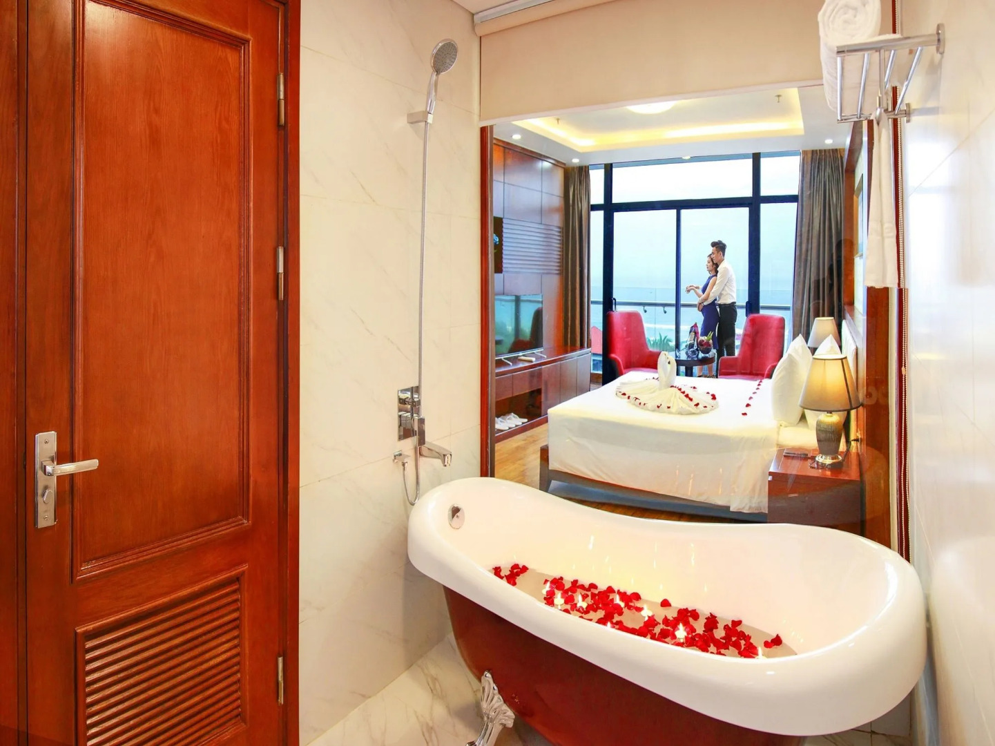 Le Hoang Beach Hotel Danang