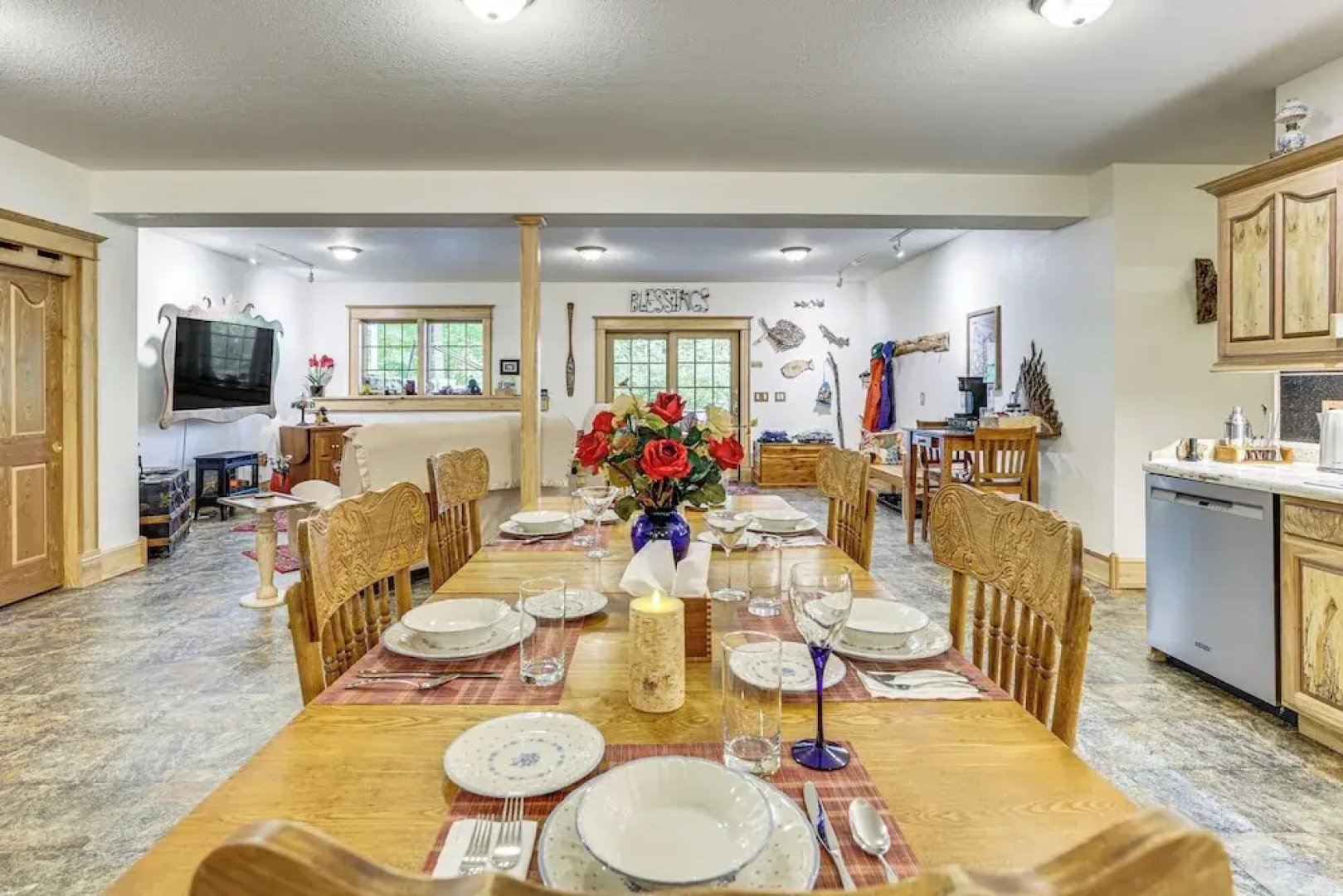 On-site Trails: Rock River Retreat in Jefferson!