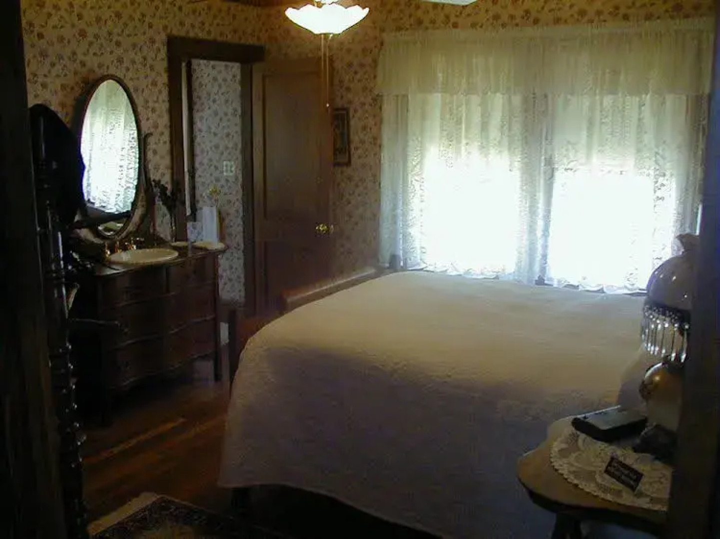Dearborn Bed And Breakfast