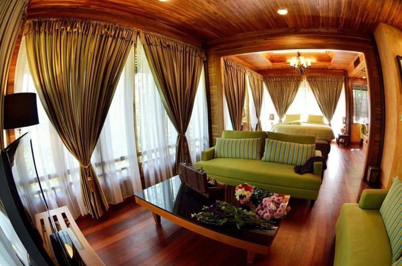 32 Coffee Hill & Resort