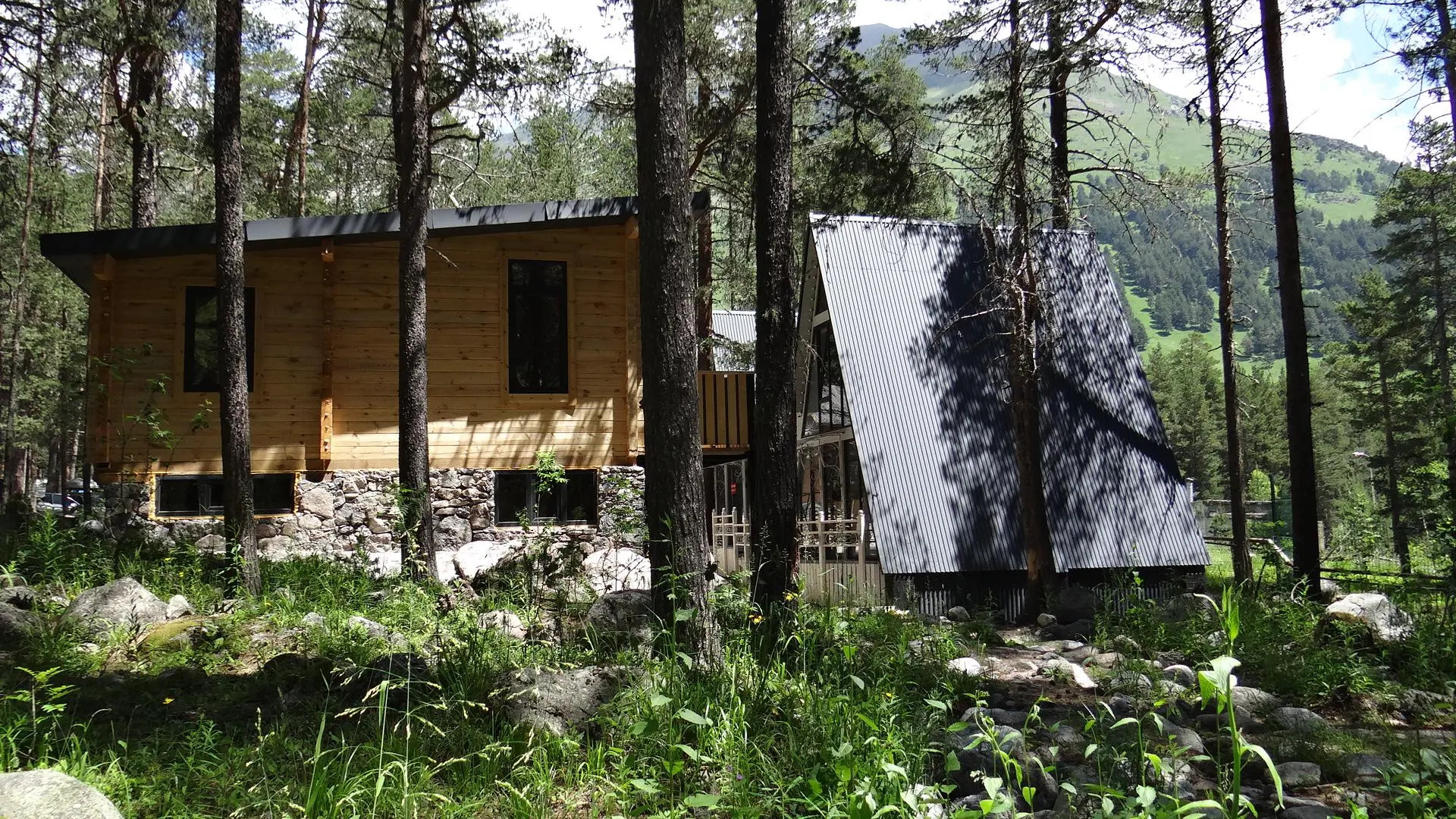 Коттедж Сердце гор 1