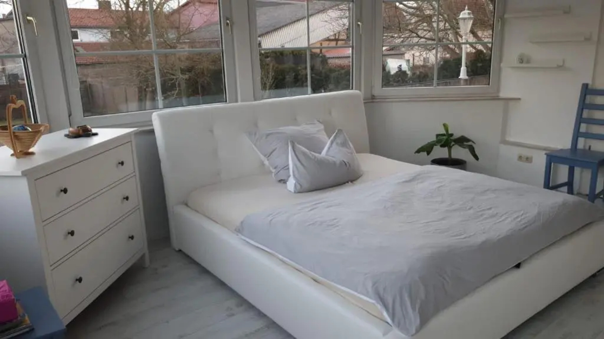 Whirlpool, Fußbodenheizung, Nintendo NES, Netflix, Wintergarten & Workspace