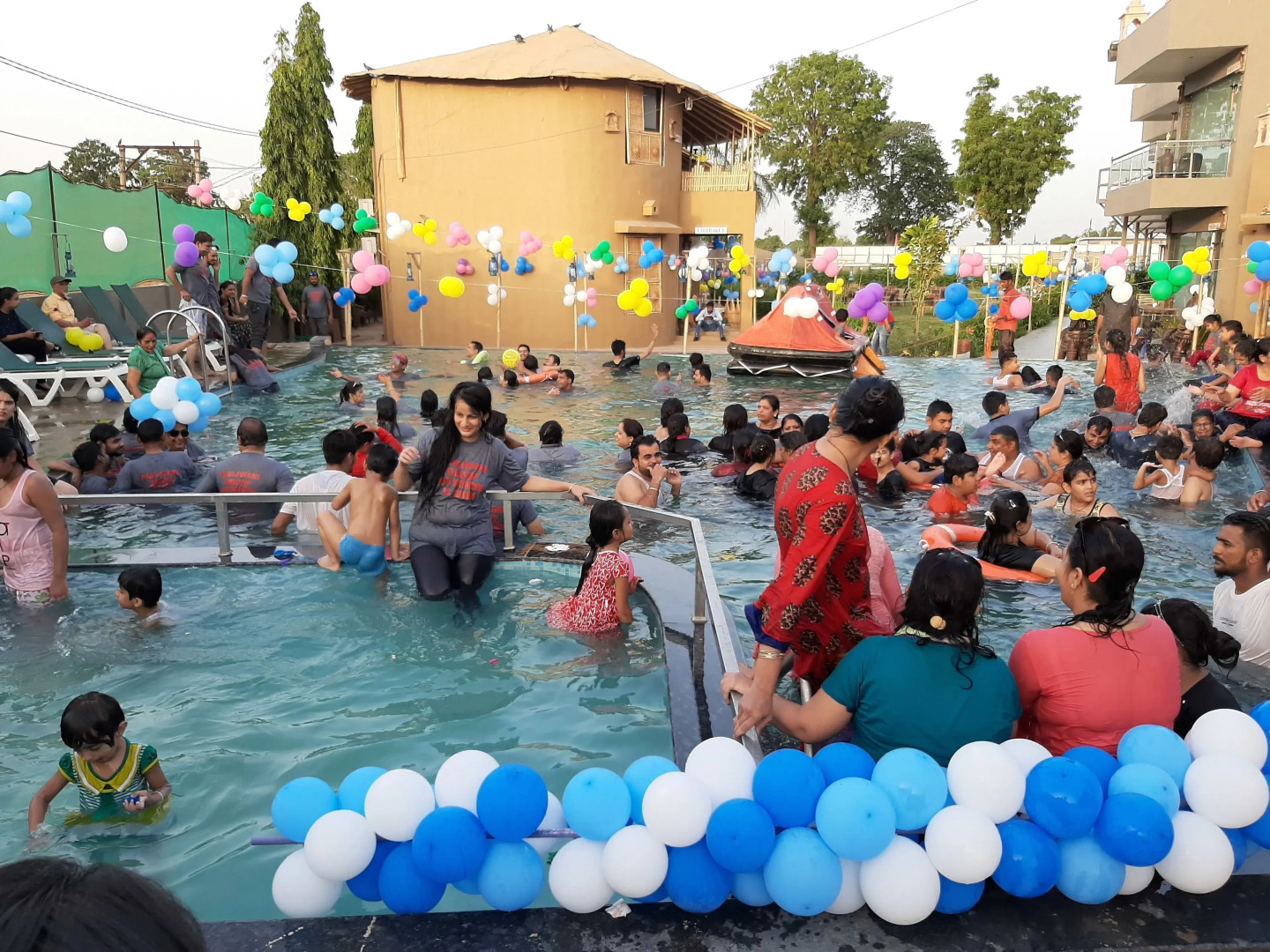 Hotel Natraj & Resort