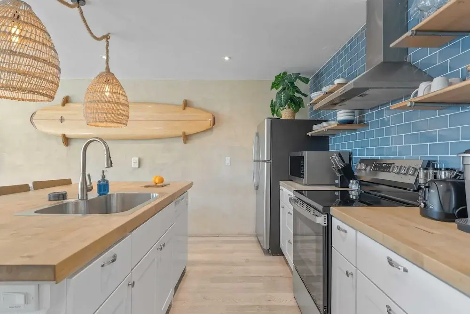 El Camino Surfhouse A by Avantstay Surfside Escape, Walk to Trestles Beach