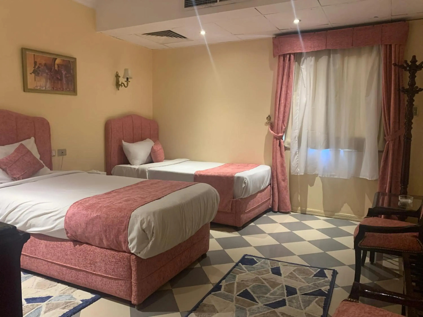 Holidays Express Hotel