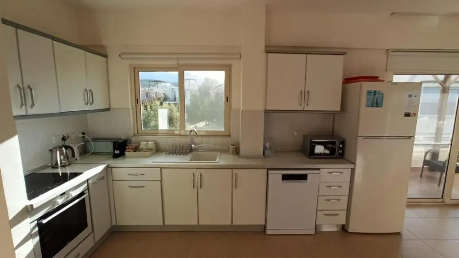 Apartment - penthouse 200 meters from the beach