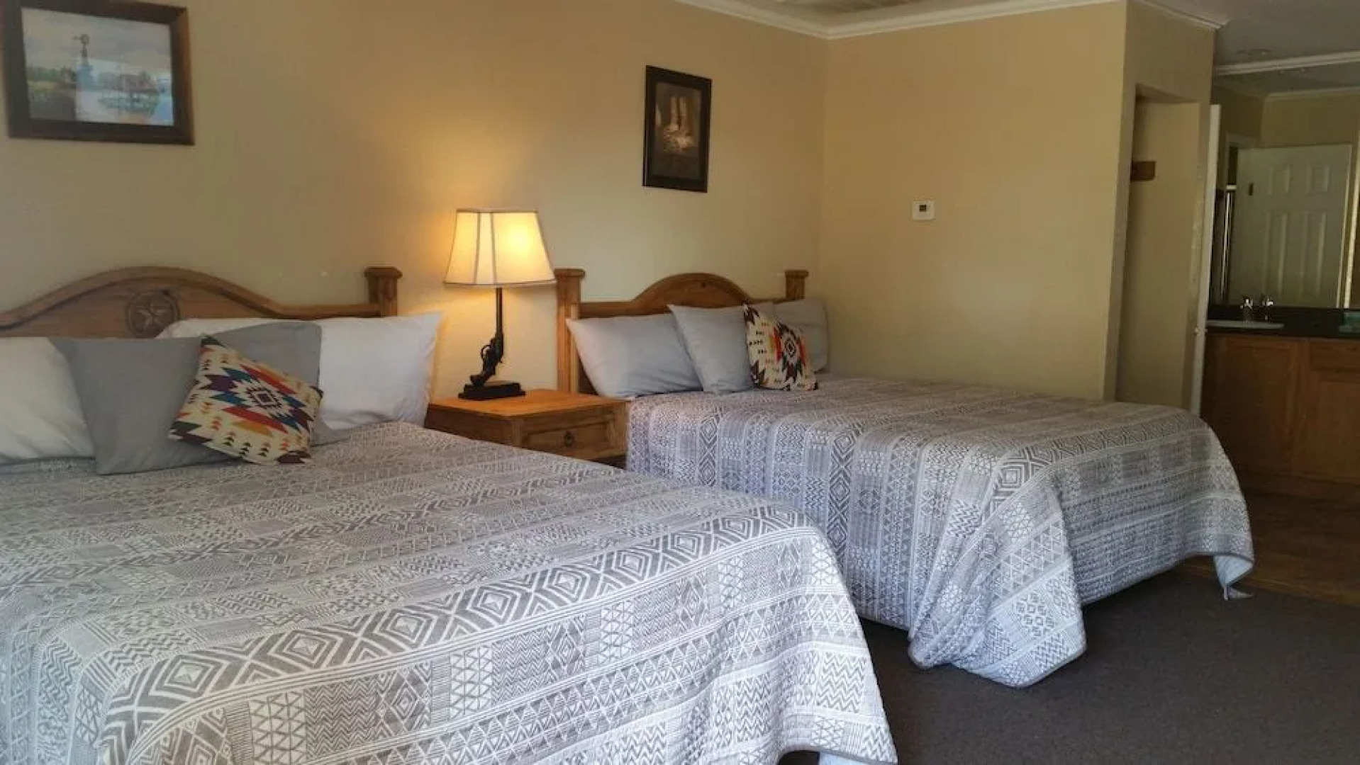 Canyon Springs Country Lodge