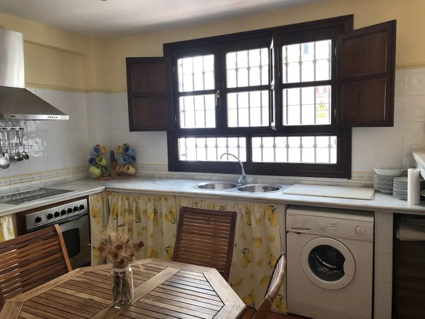 Casas De Tita-Elvira