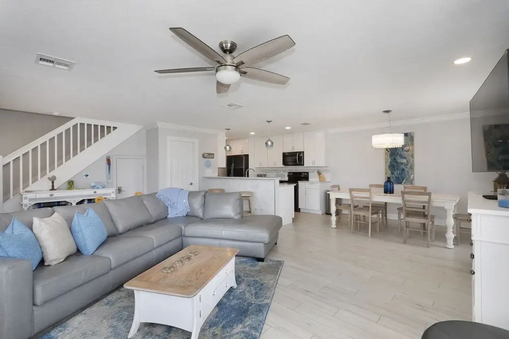 Waterfront Condo With Sunset Views 2 Bedroom Condo by Redawning