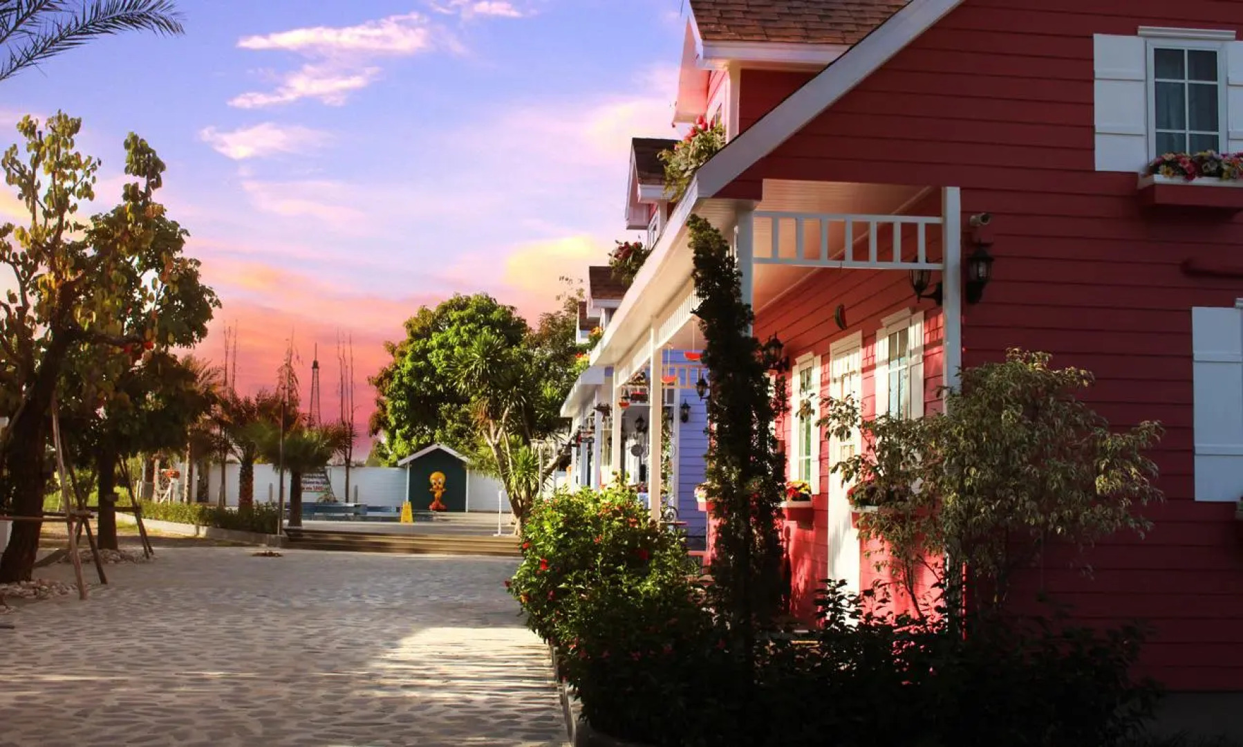 Tomangoh Vintage Resort