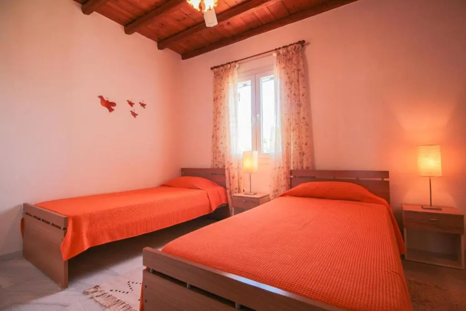 2BR Fully Equiped Cottage Home - Near the Beach