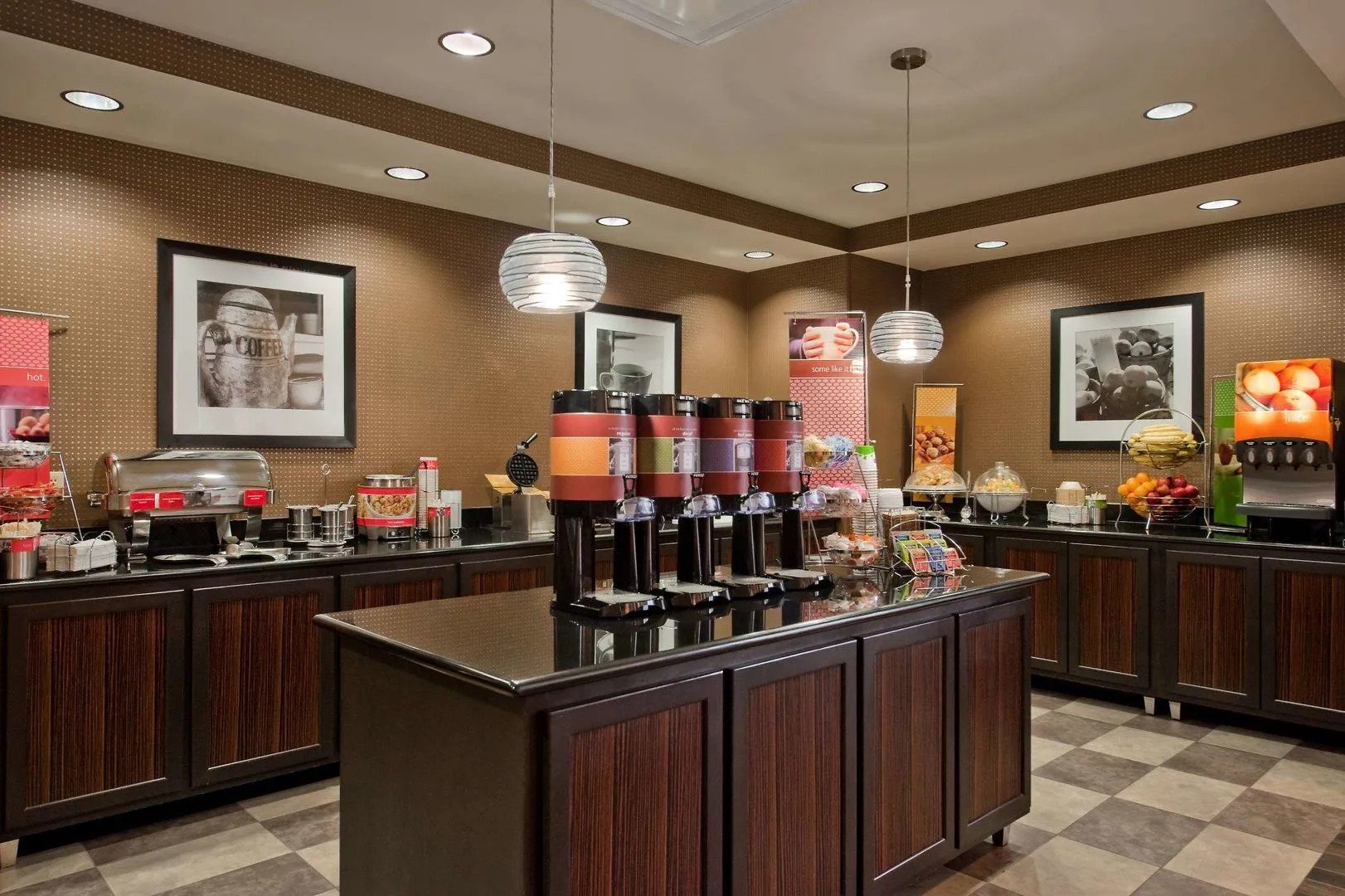 Hampton Inn & Suites Detroit / Airport - Romulus