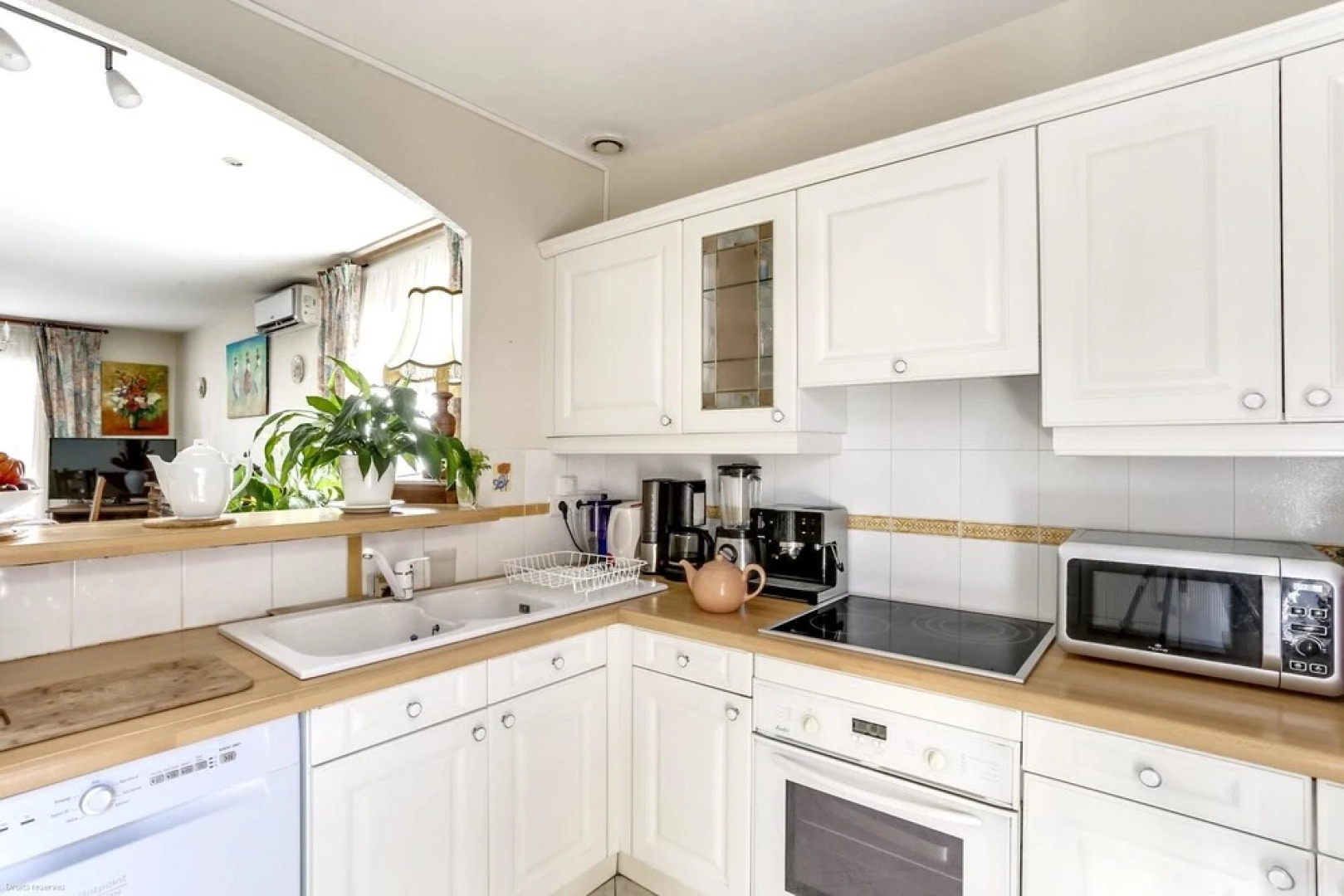 House With 3 Bedrooms in Baillargues, With Enclosed Garden and Wifi -