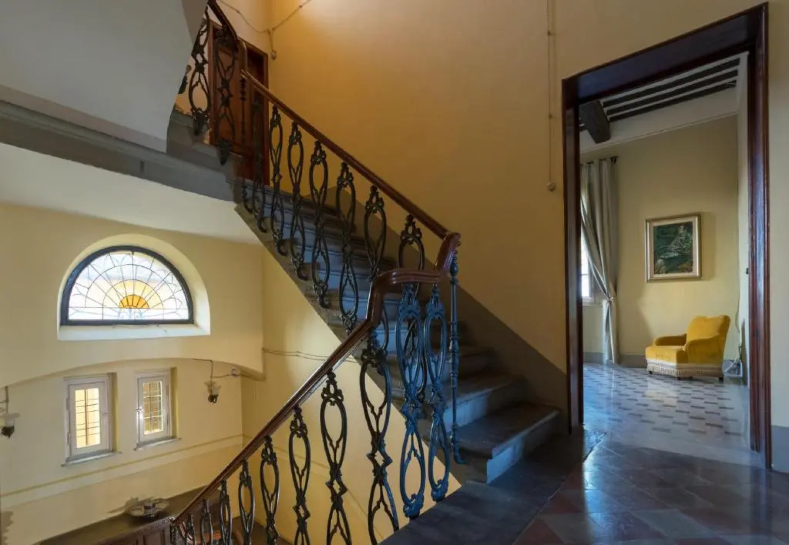 Villa Ines. Un tuffo nell 800 a due passi da Lucca