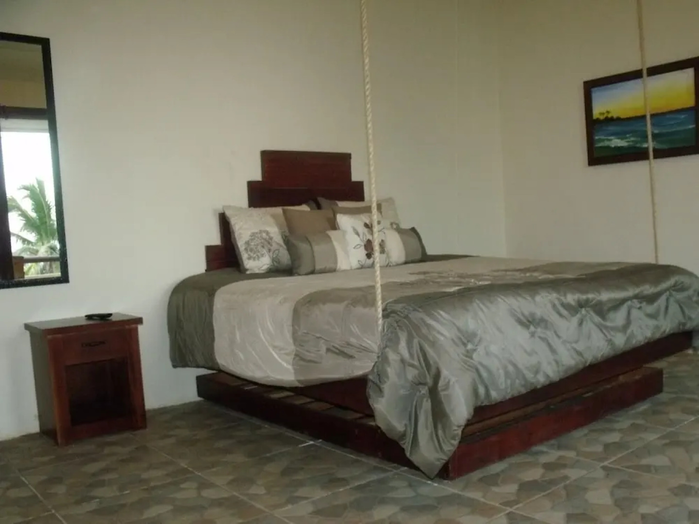 Maha Sand Suites Hostel & Hotel