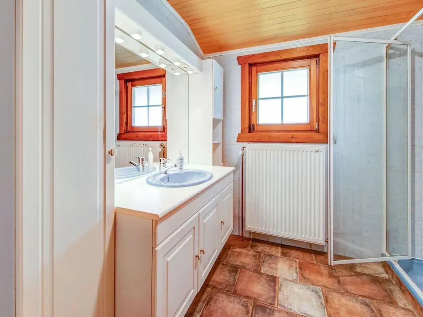 Vintage Chalet in Sougné-Remouchamps near Ardennes Forest
