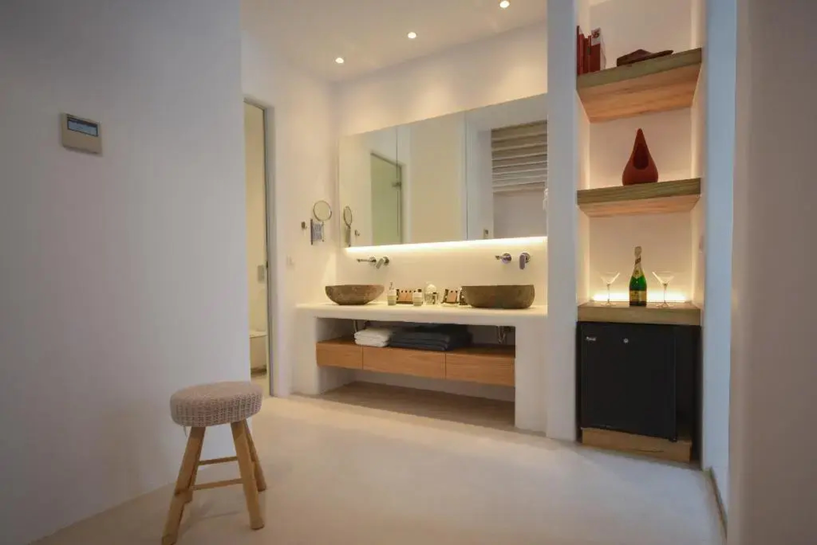 Myconian Crown Suites