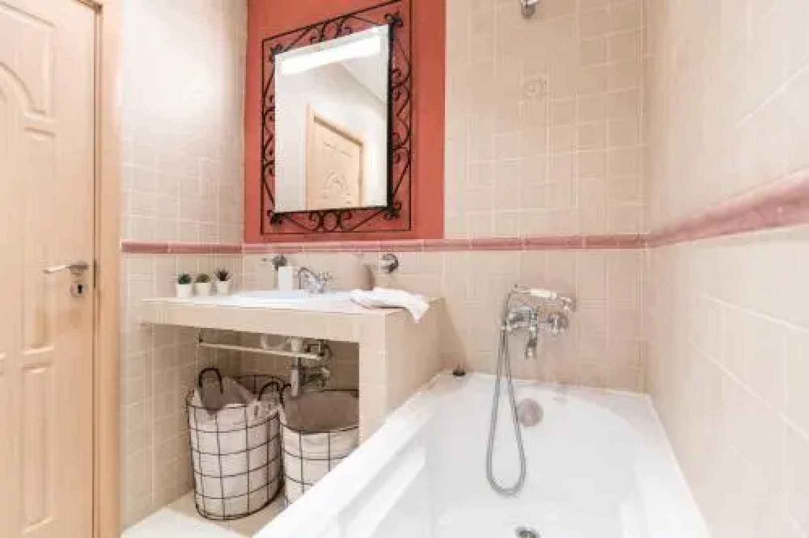 Royal Bay Residence and Spa