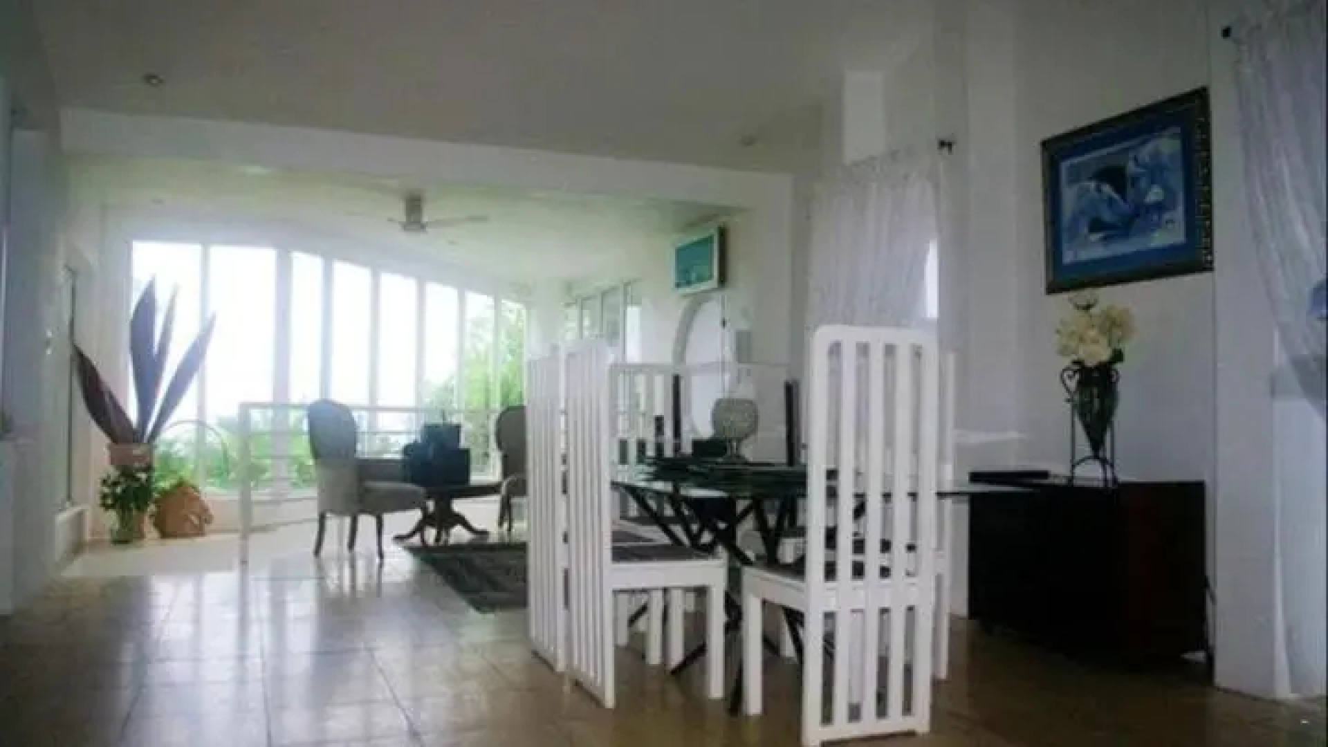 Thoko-Zani Beach House